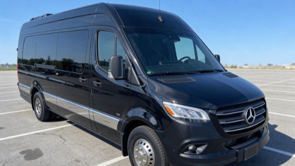 lakewood employee shuttle van service
