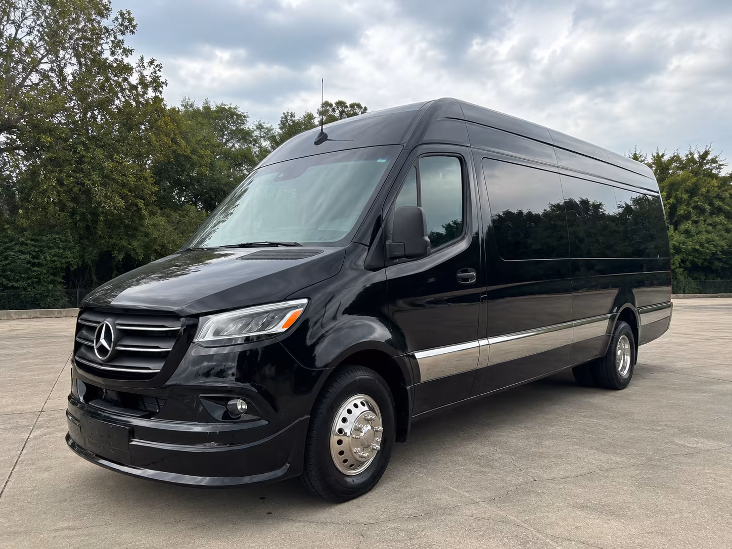 find the perfect transportation for your next wedding 5
