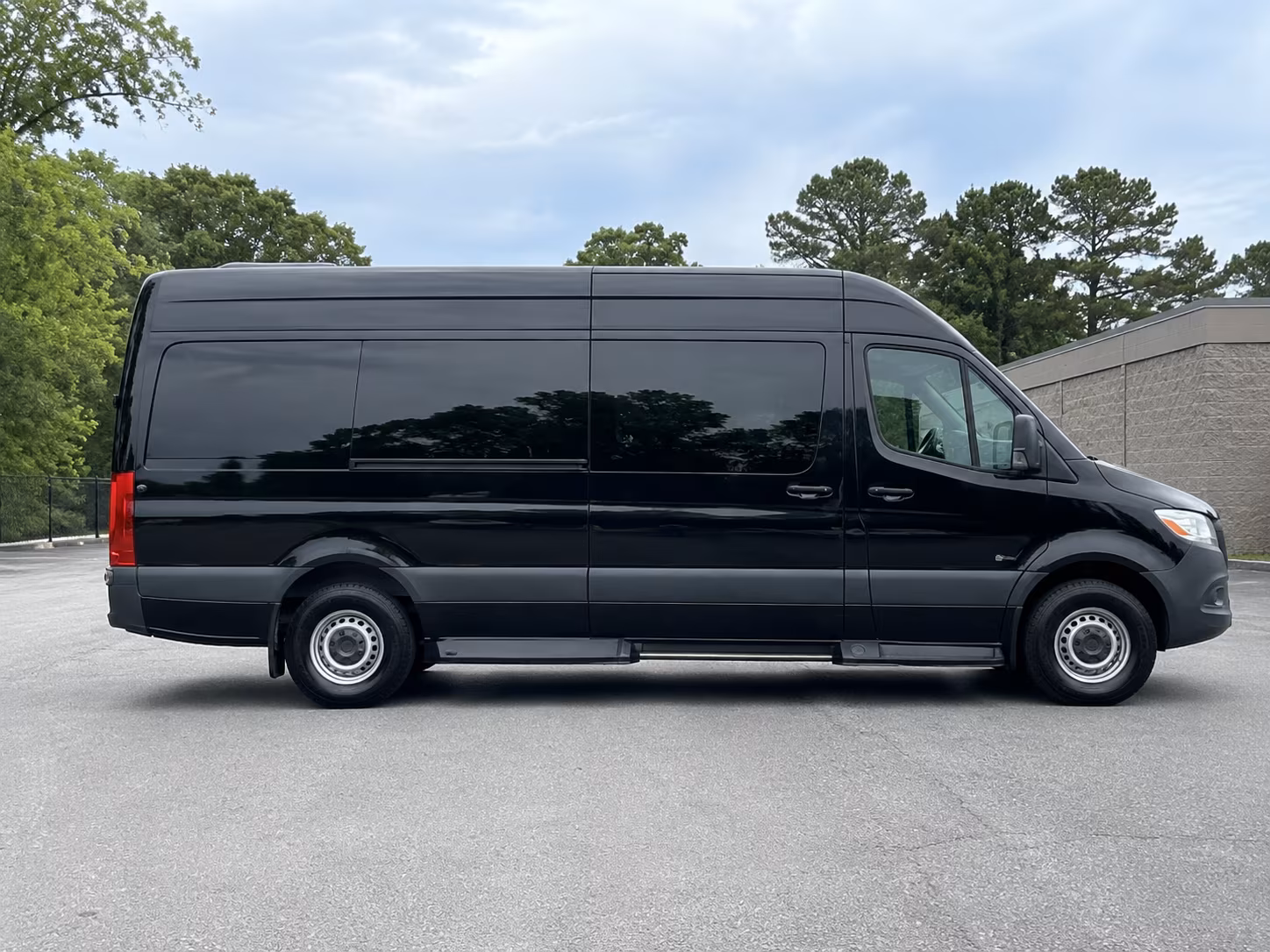 pueblo 12 passenger sprinter van
